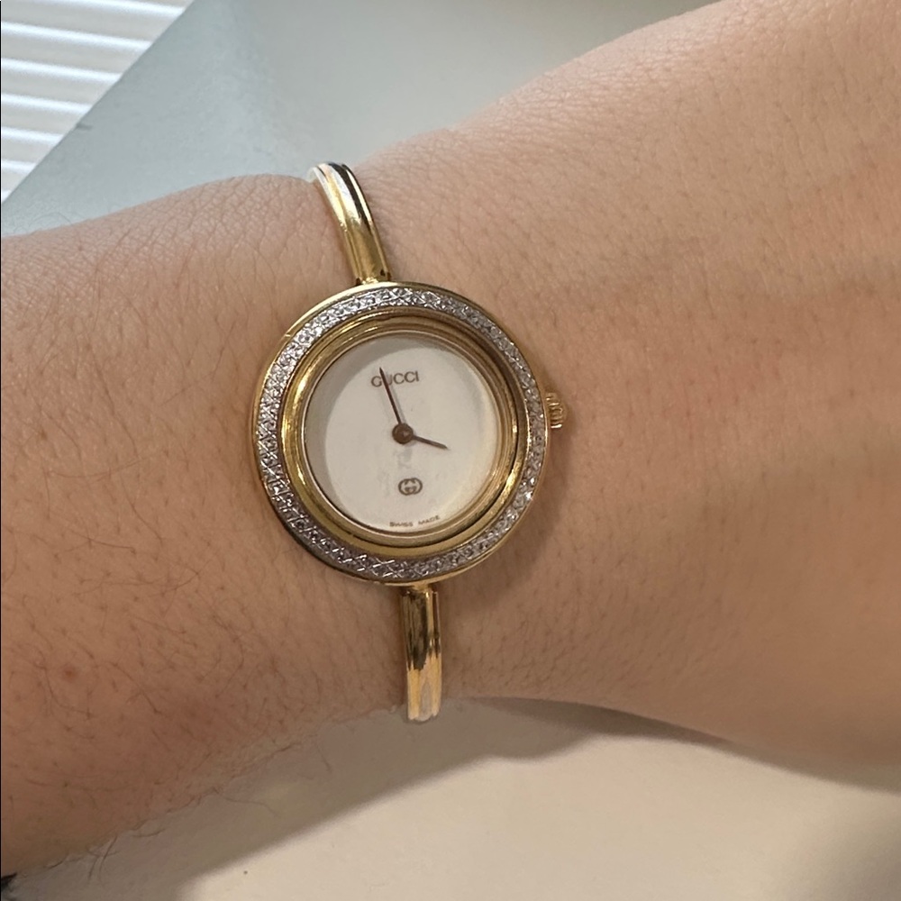 Gucci Vintage Gold and Diamond Watch Bezel - Picture 5 of 8